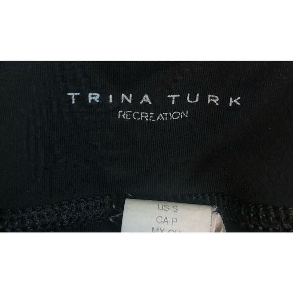 Trina Turk Recreation Size Small Black Activewear Capri Leggings Cut-Out Detail - Picture 3 of 7